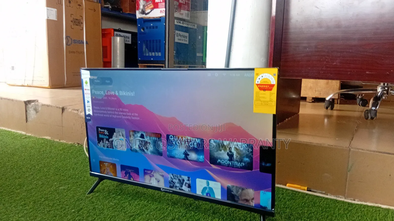 32′′ Smart Television