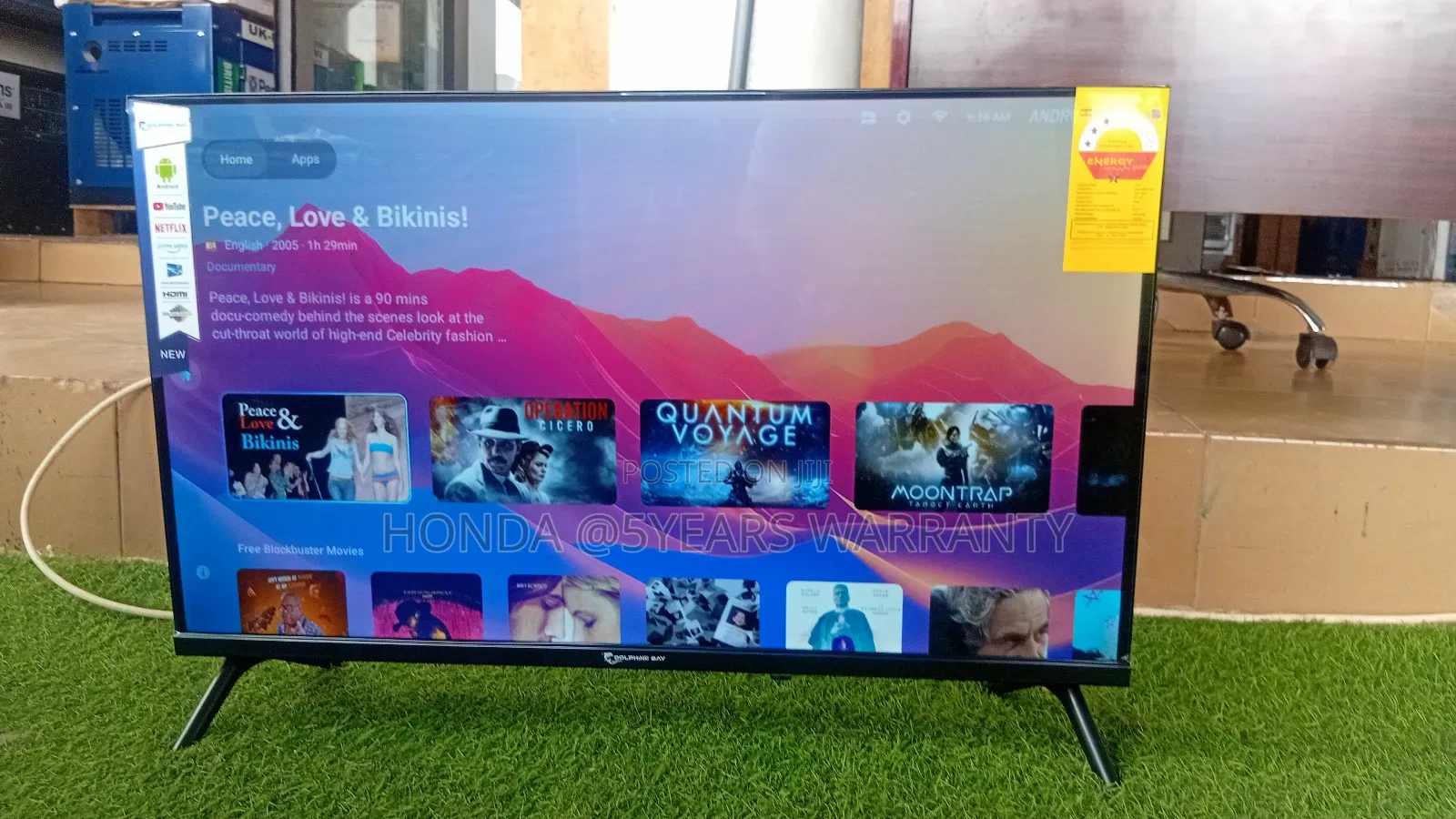32′′ Smart Television