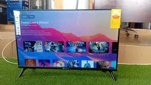 32′′ Smart Television