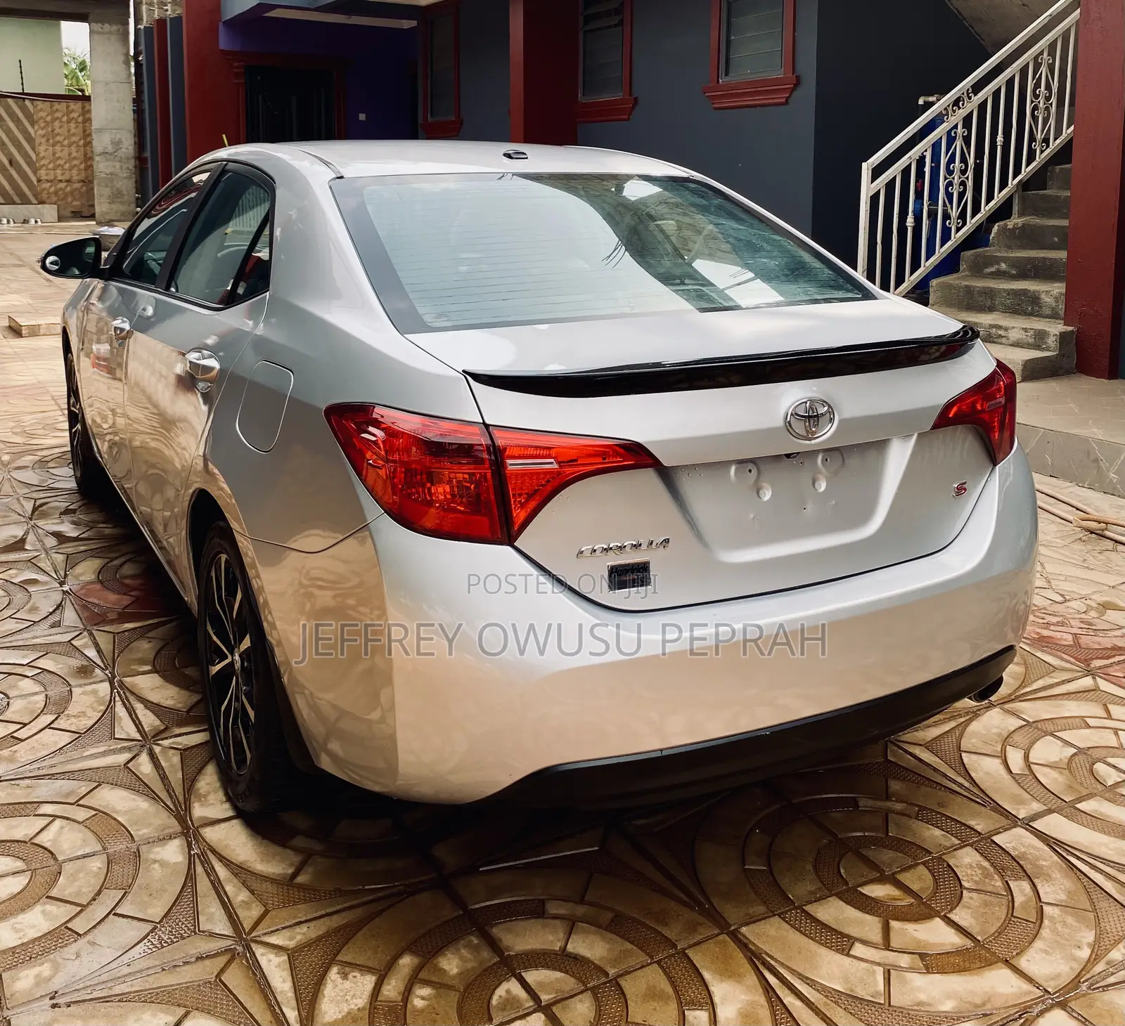 Toyota Corolla XSE 4dr Sedan (1.8L 4cyl CVT) 2017 Silver