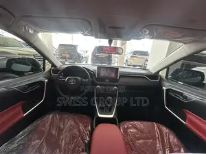 New Toyota RAV4 2025 Green