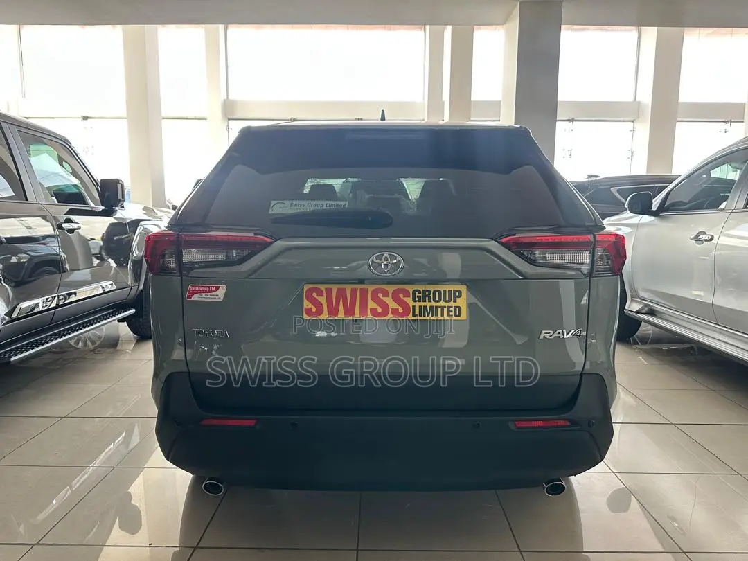New Toyota RAV4 2025 Green