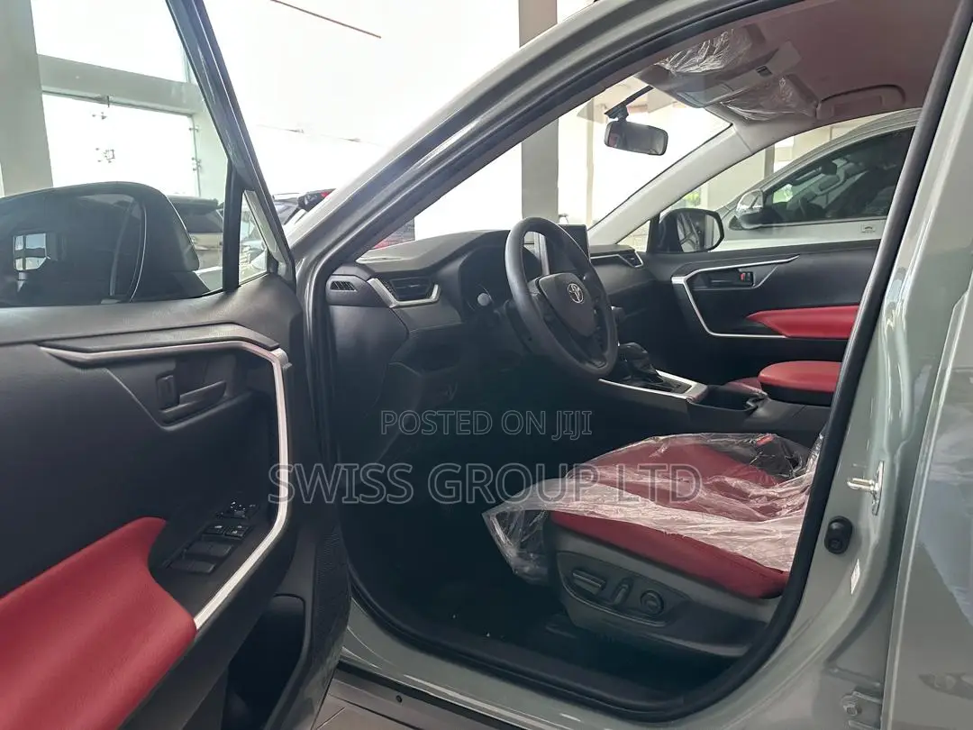 New Toyota RAV4 2025 Green