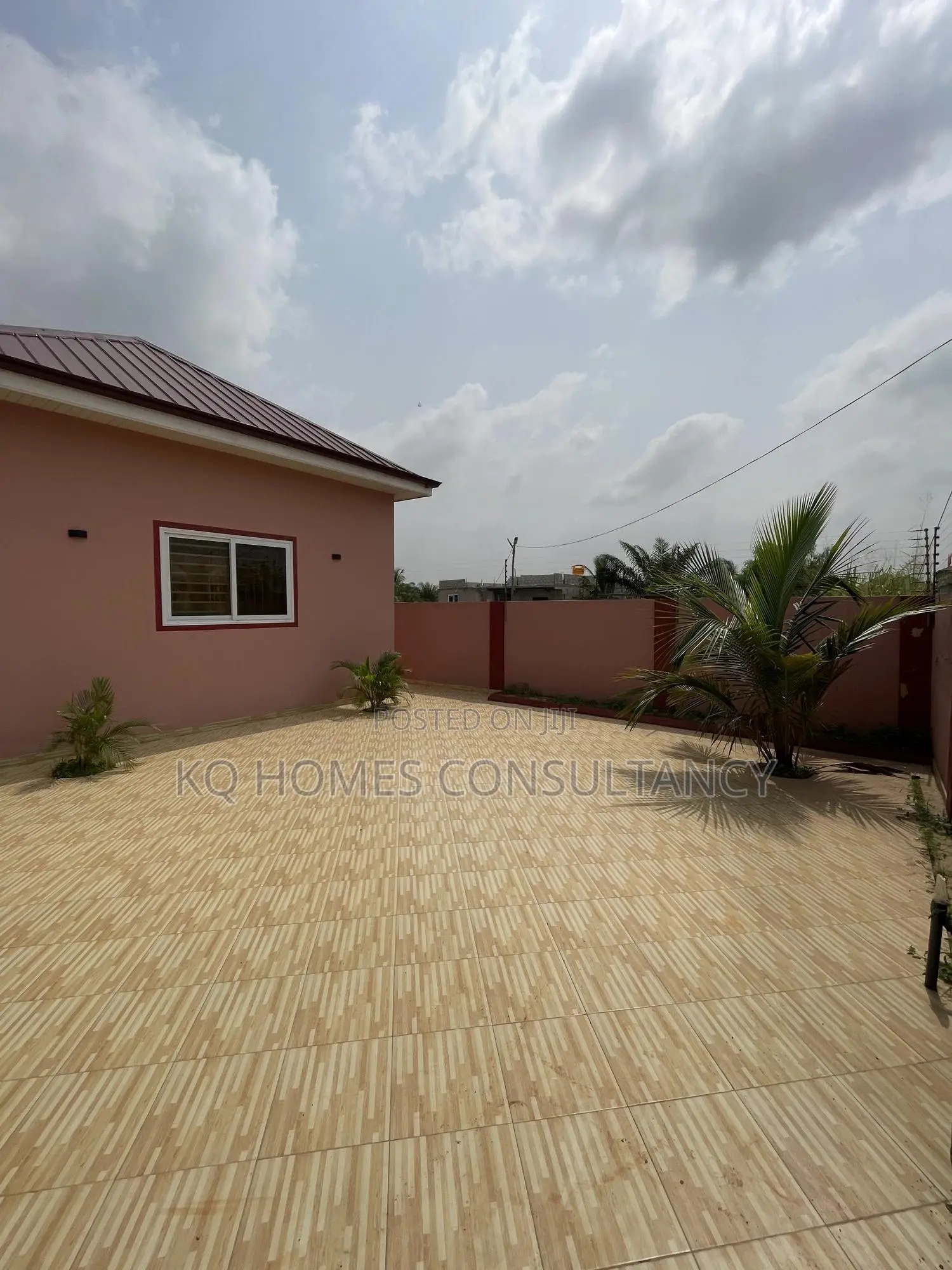 3bdrm House in Oyarifa Ghana Flag for sale