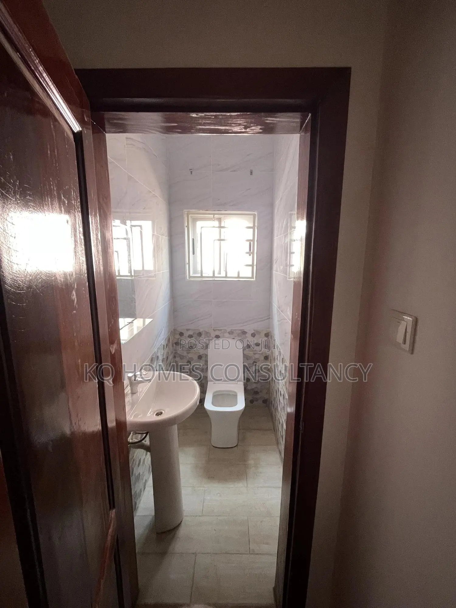 3bdrm House in Oyarifa Ghana Flag for sale