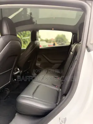 Tesla Model Y 75D kWh Long Range AWD 2022 Green