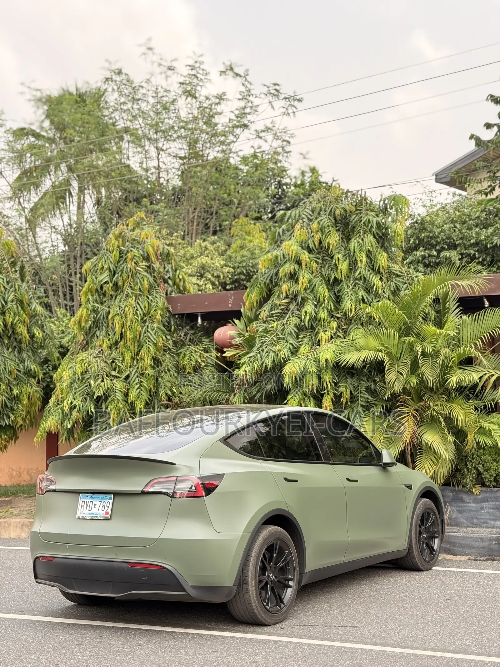 Tesla Model Y 75D kWh Long Range AWD 2022 Green