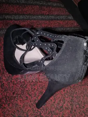 Black High Balanced Plat Form High Heel Shoes