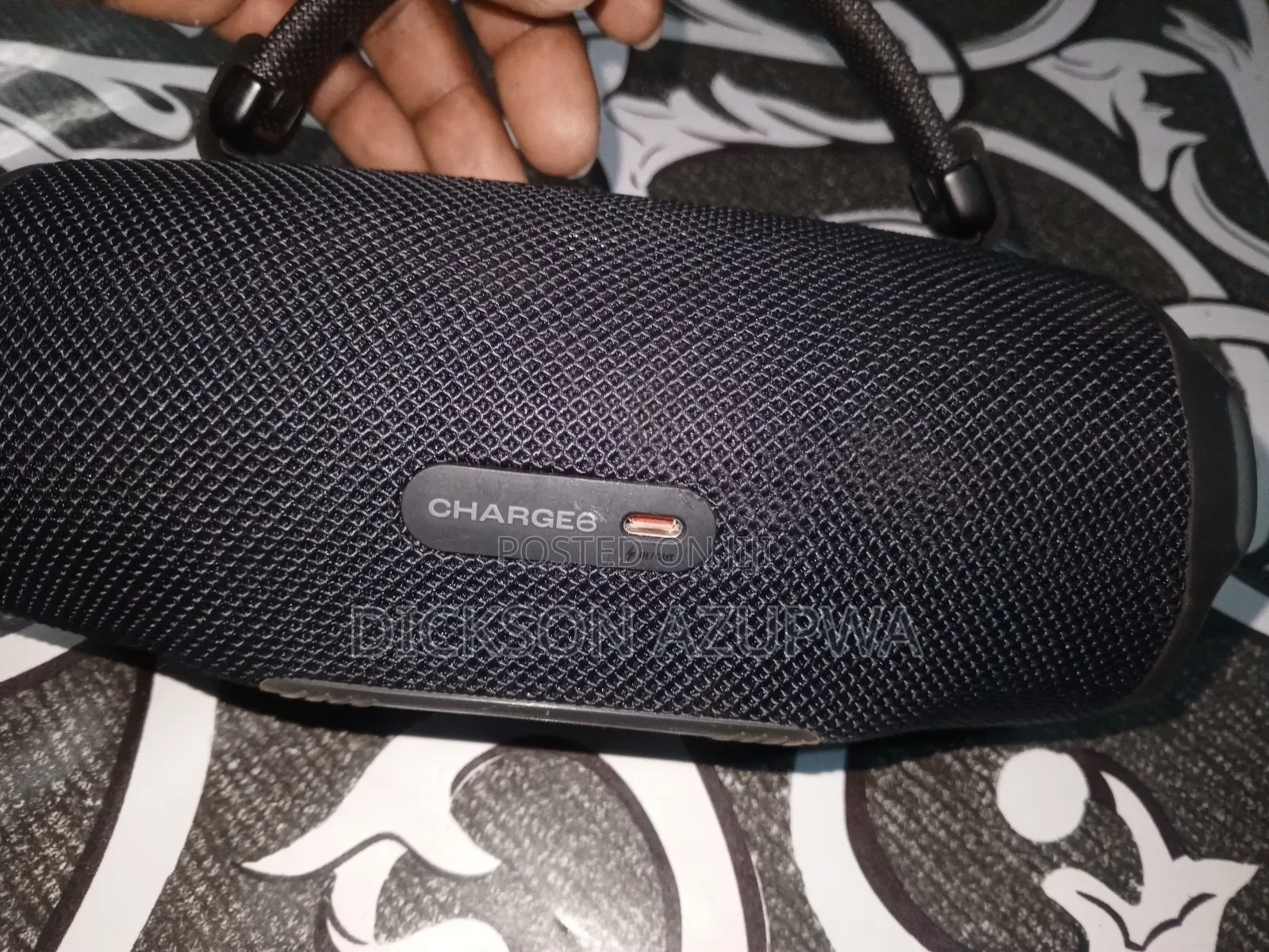 JBL Charge 6