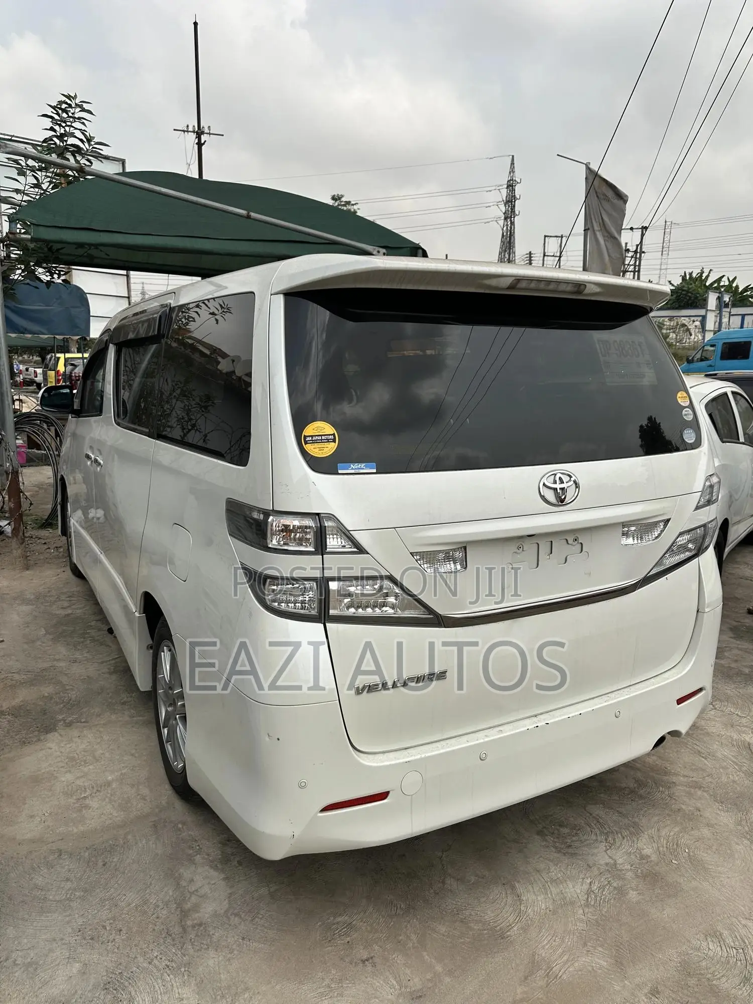 Toyota Vellfire 2014 White