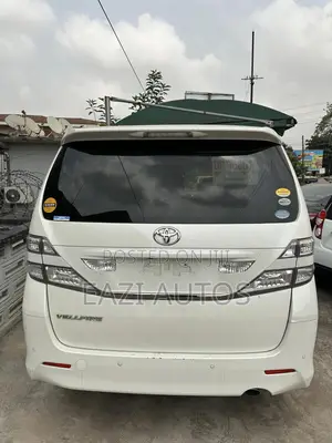 Toyota Vellfire 2014 White