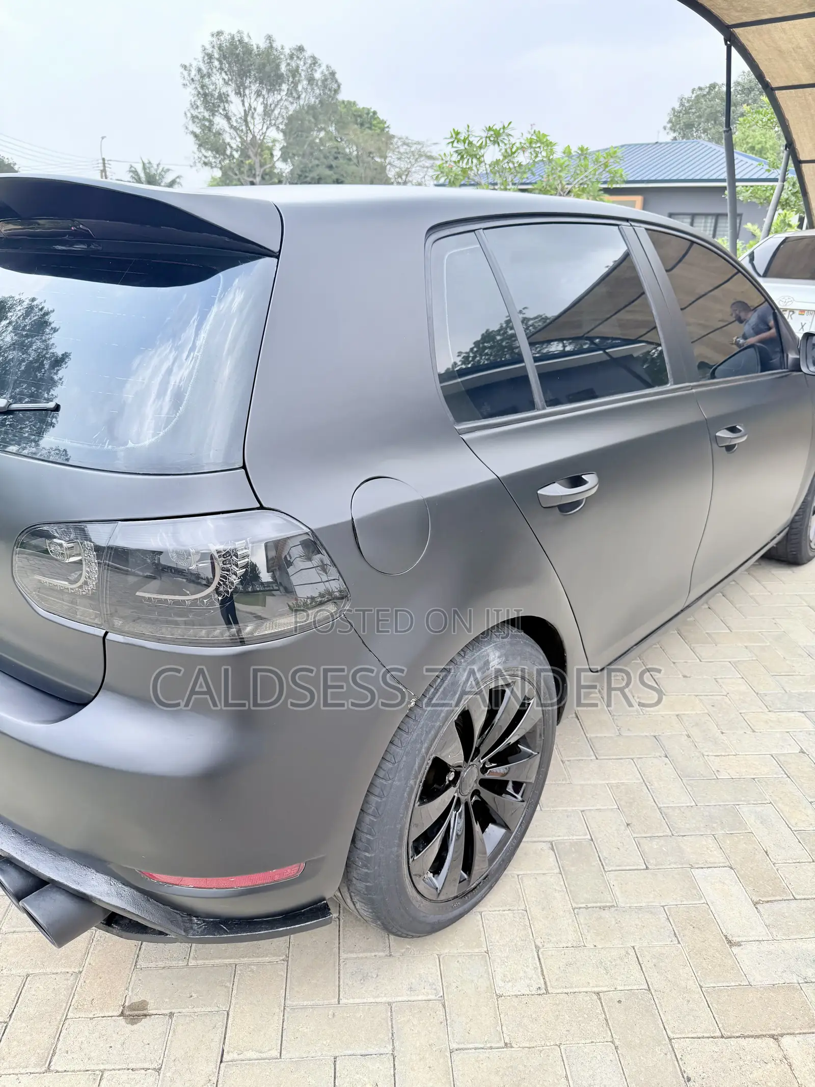 Volkswagen Golf 2.5L PZEV 4dr Hatchback (2.5L 5cyl 6A) 2014 Black