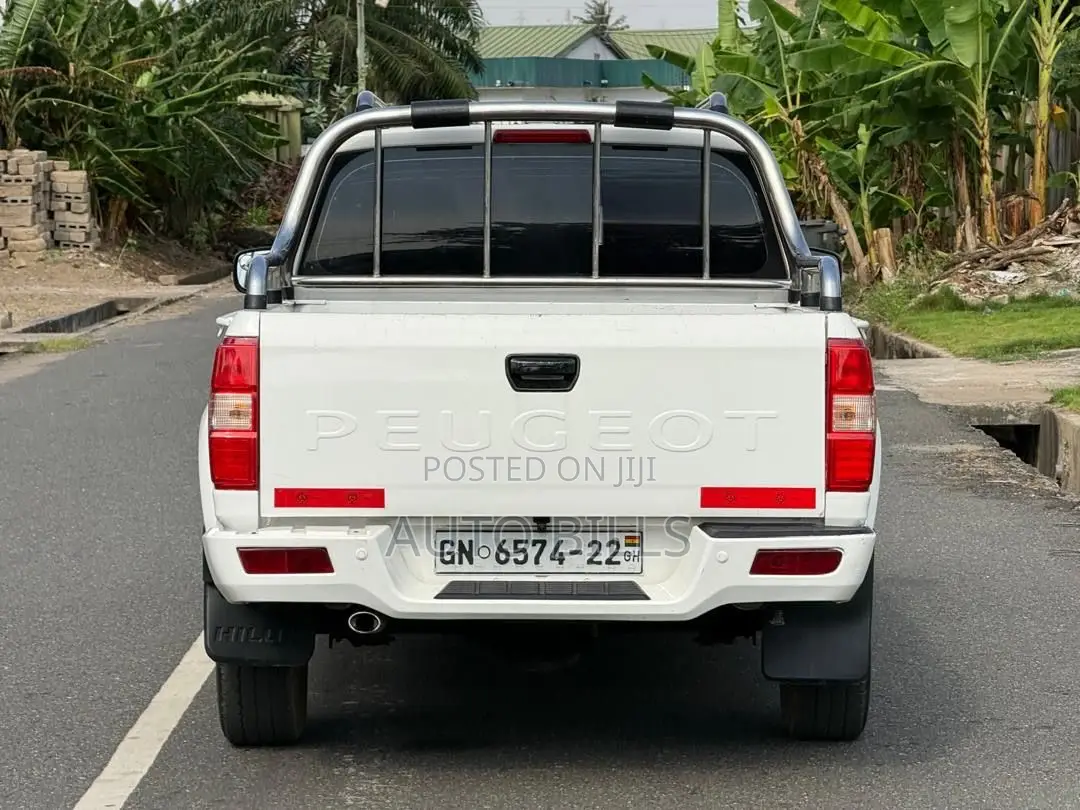 Peugeot Landtrek 2.2 Diesel Double Cab AWD 2021 White