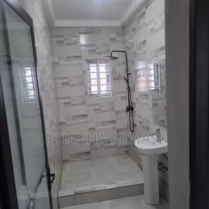 2bdrm Apartment in Sakumono, Tema Metropolitan for rent