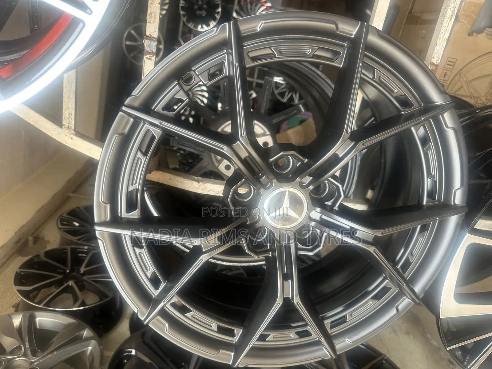 Mercedes Benz Rim