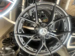 Mercedes Benz Rim