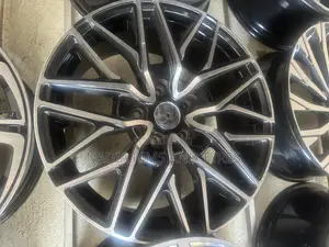 Mercedes Benz Rim