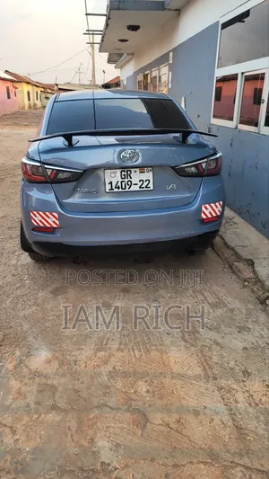 Toyota Yaris iA 1.5 FWD 2017 Blue