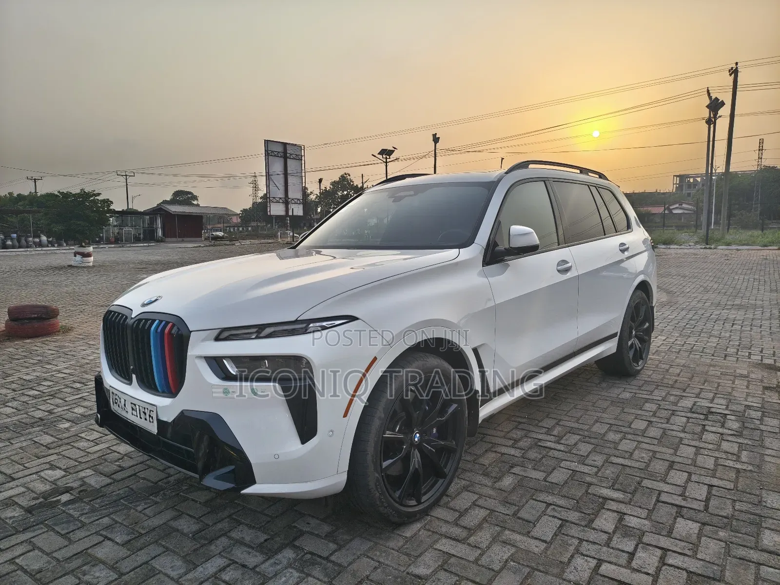 BMW X7 xDrive40i 2023 White