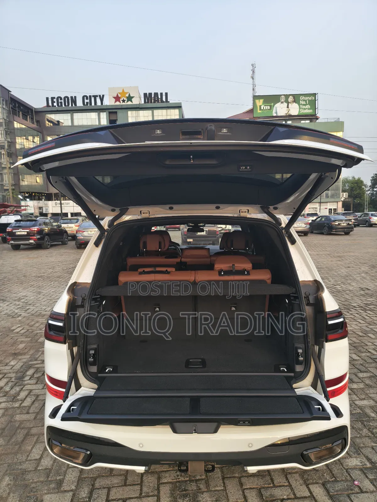 BMW X7 xDrive40i 2023 White