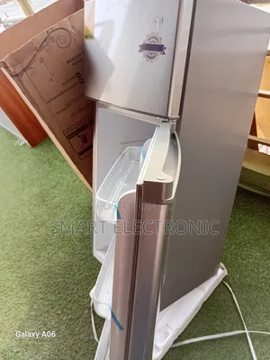 Roch RFR-160dt-B Compact Refrigerator With Spacious Roch Refrigerator