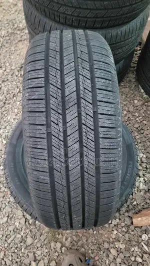 235/55r18 Blackhawk Agility Suv 100v