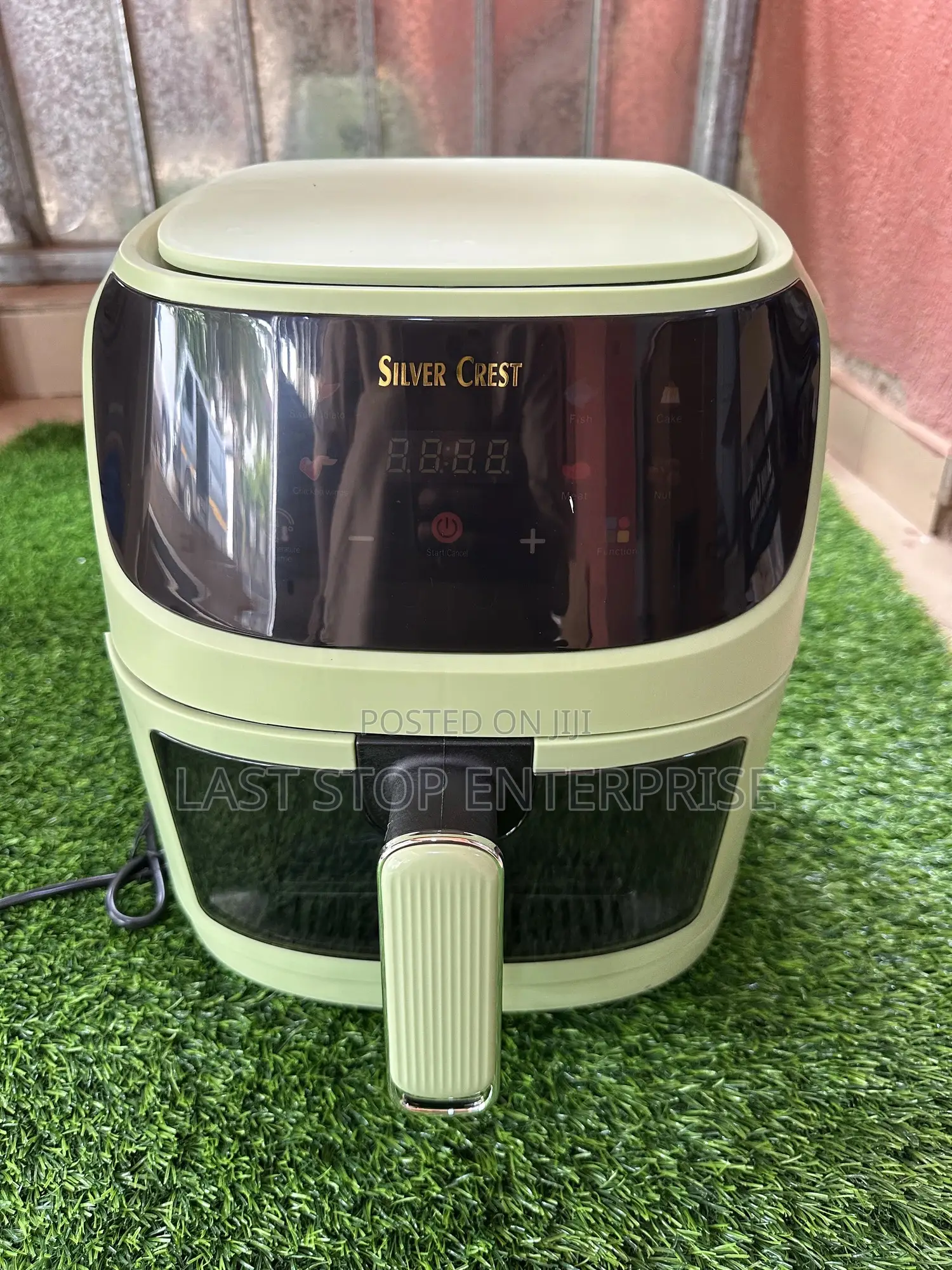 Quality and Durable 8 Liters Silver Crest Airfyer