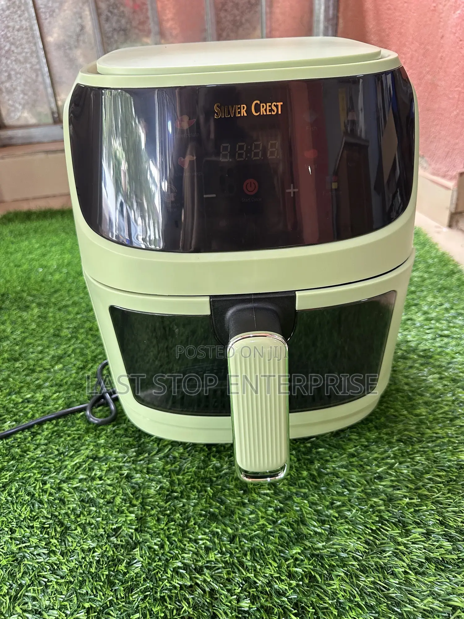 Quality and Durable 8 Liters Silver Crest Airfyer