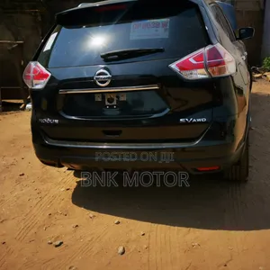 Nissan Rogue SV AWD 2016 Black