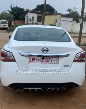 Nissan Altima 2013 White