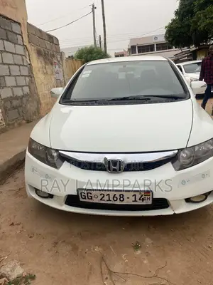 Honda Civic 2010 White
