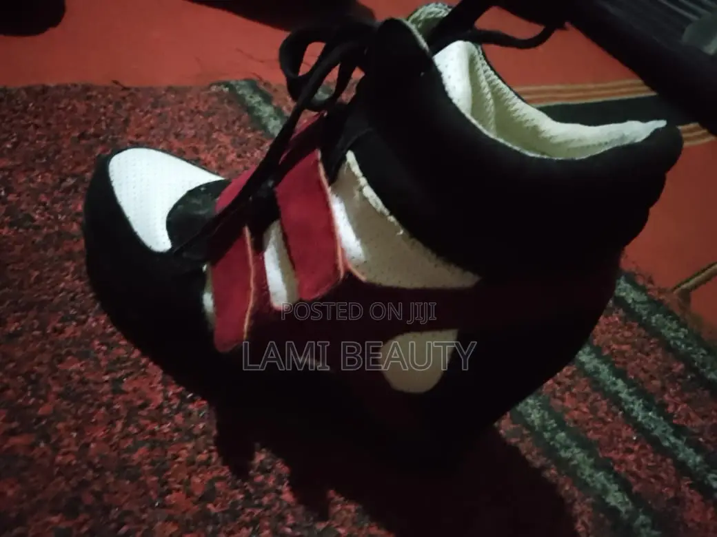 Beautiful Shoe Size 38