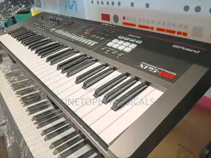 Roland Xps-60 61keys Expandable Keyboard Synthesizer