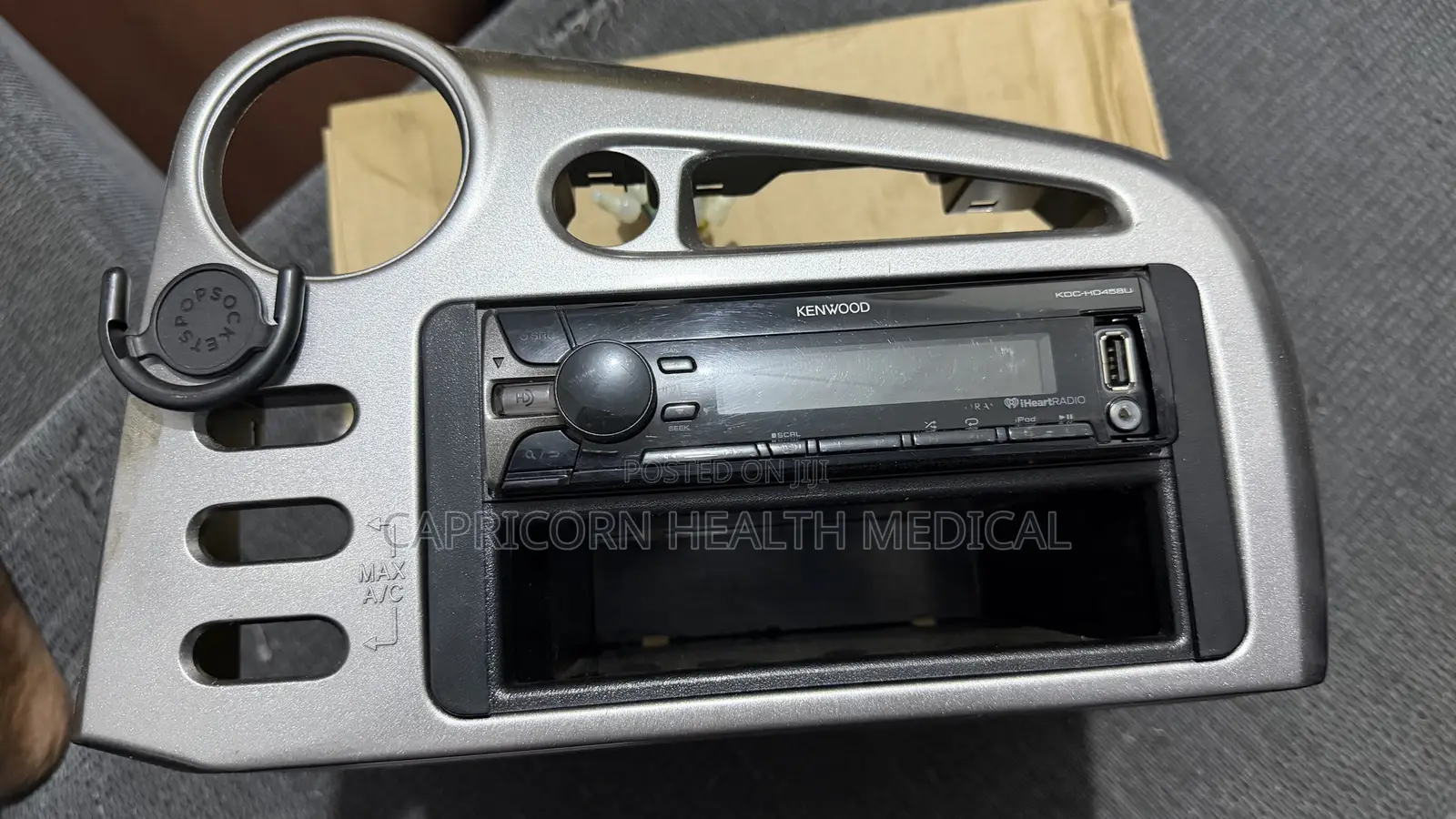 Toyota Matrix Pontiac Vibe 2005 to 2007 Car Tape