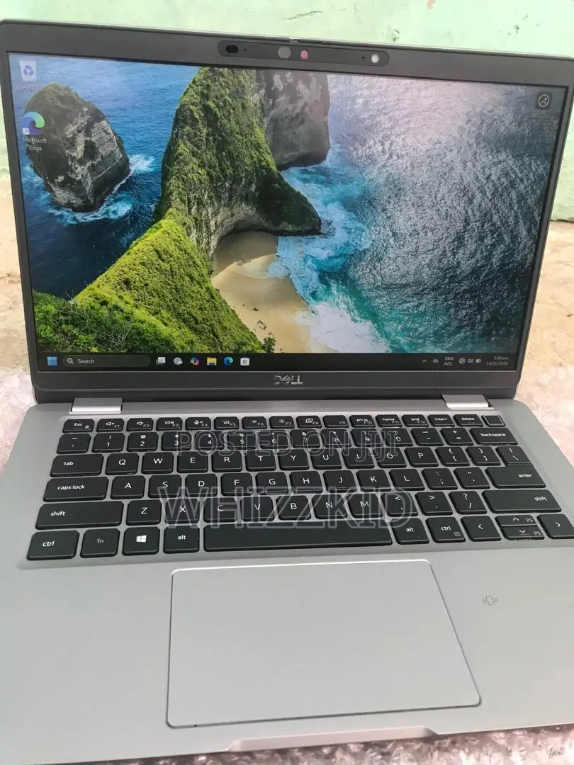 New Laptop Dell Latitude 5320 16GB Intel Core i5 SSD 256GB
