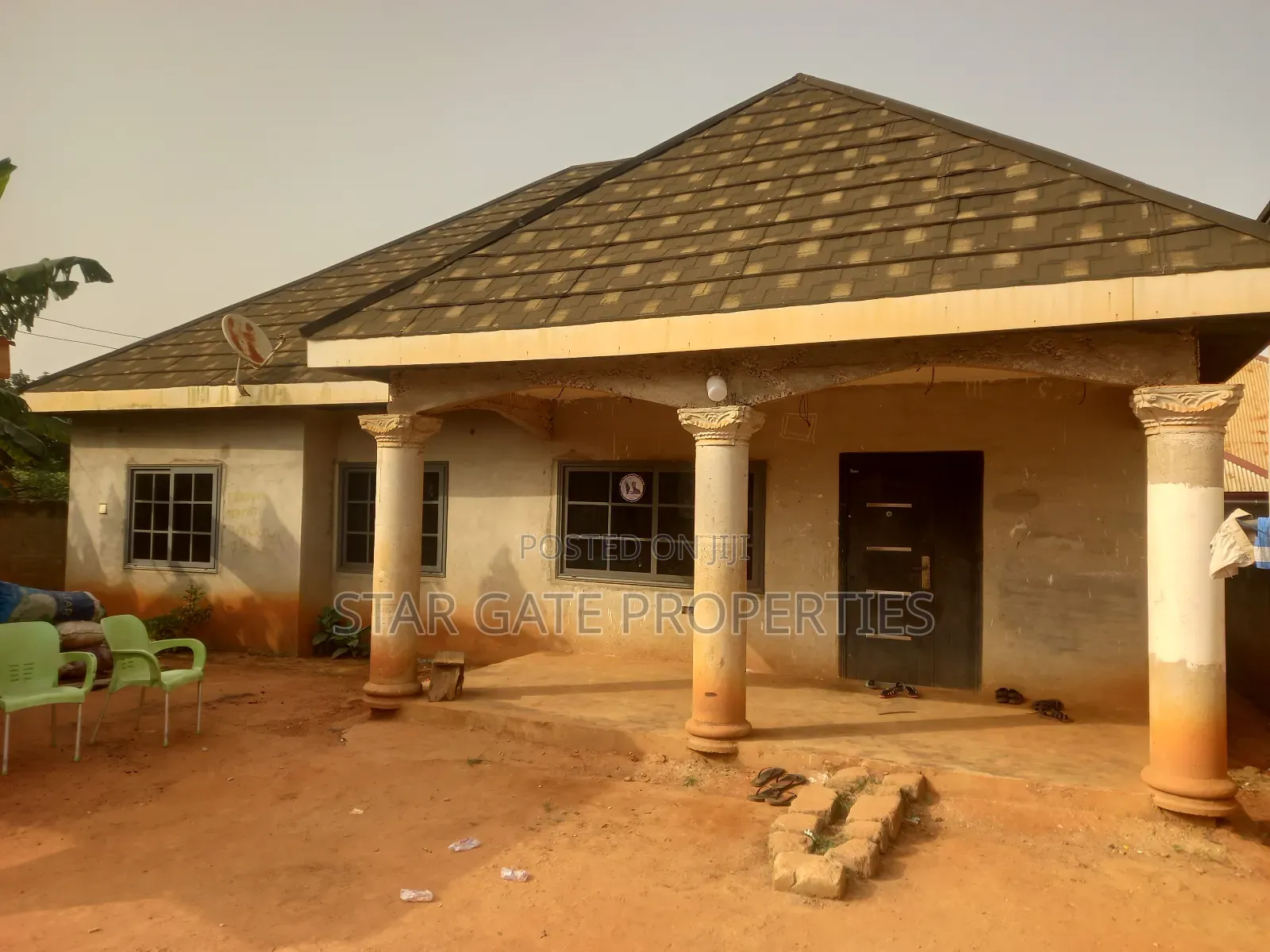 3bdrm House in Santasi Ampabame, Kumasi Metropolitan for sale