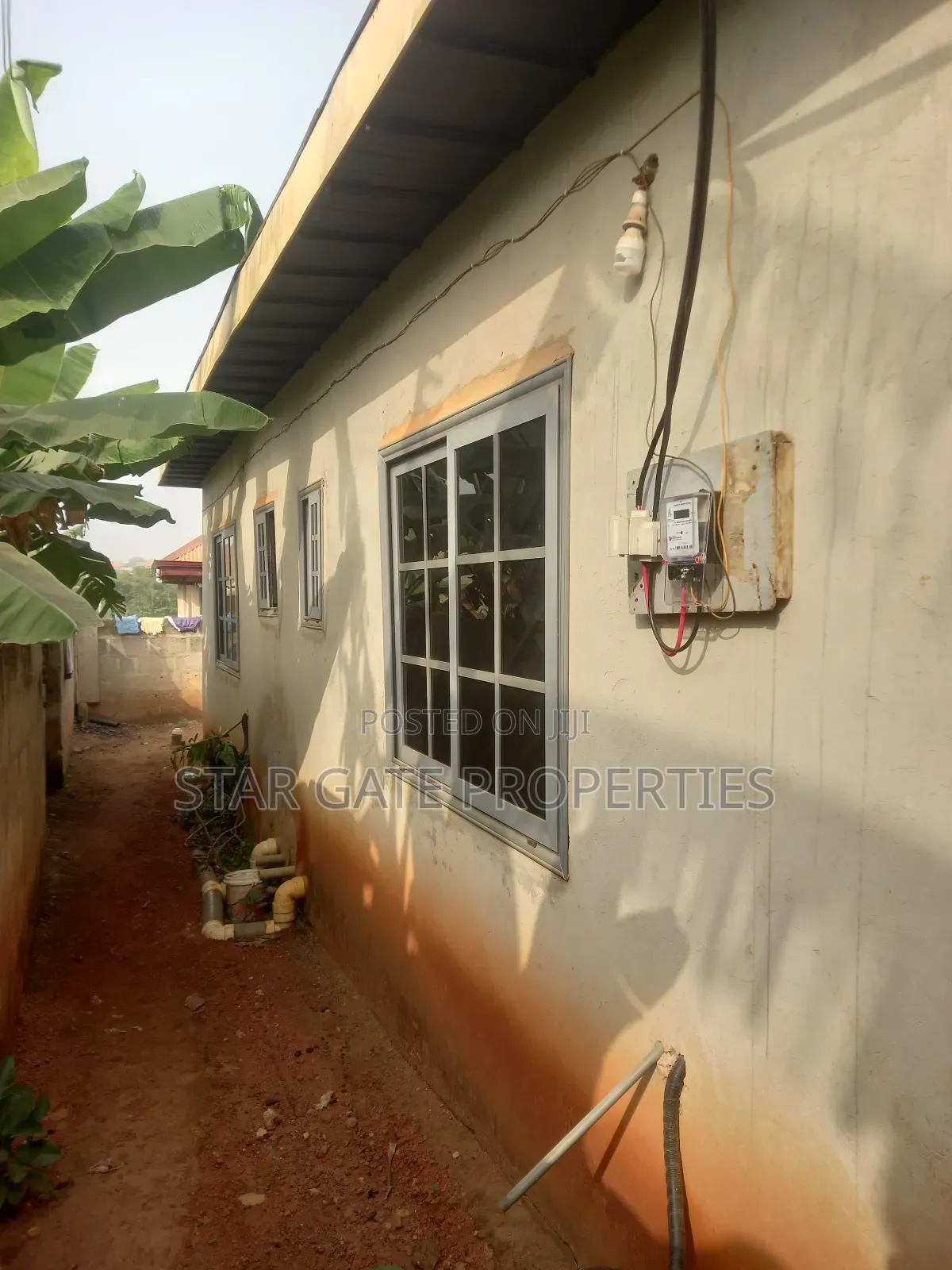 3bdrm House in Santasi Ampabame, Kumasi Metropolitan for sale