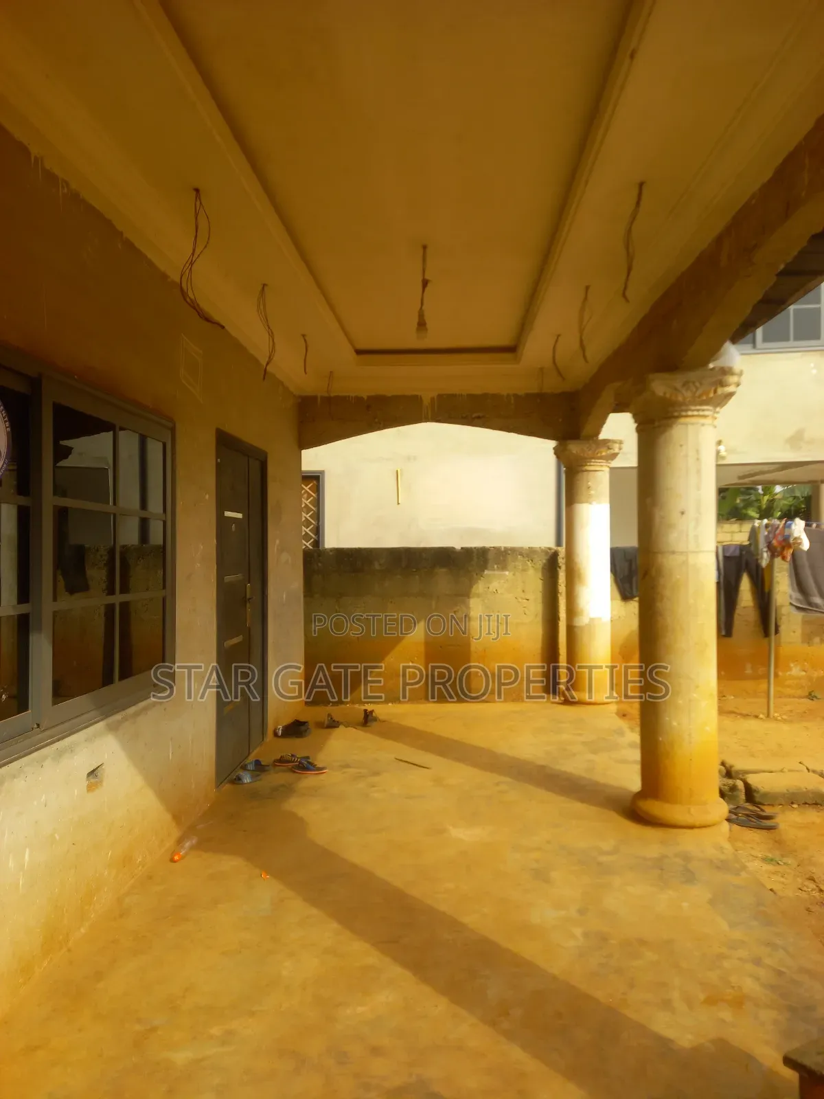 3bdrm House in Santasi Ampabame, Kumasi Metropolitan for sale