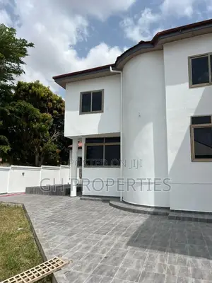 10bdrm Mansion in Aboabo, Kumasi Metropolitan for sale