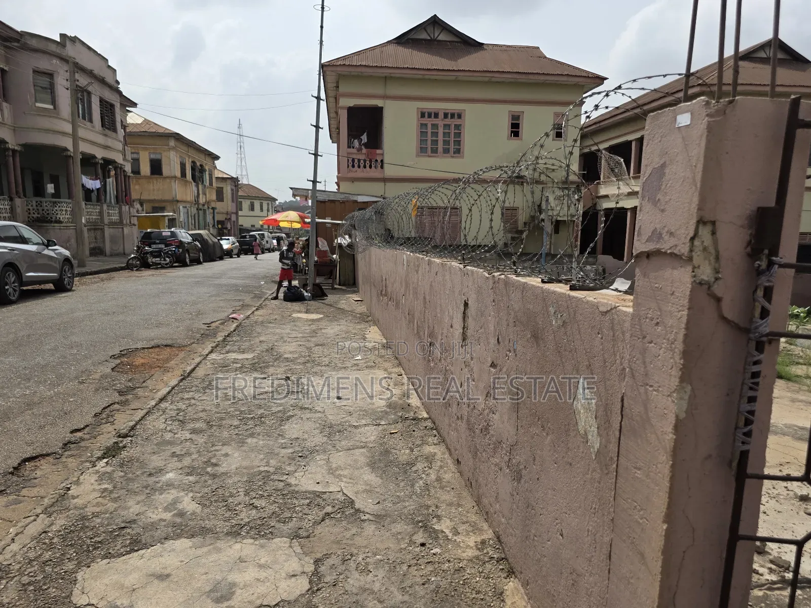 5bdrm House in Fredimens Real, Kumasi Metropolitan for sale