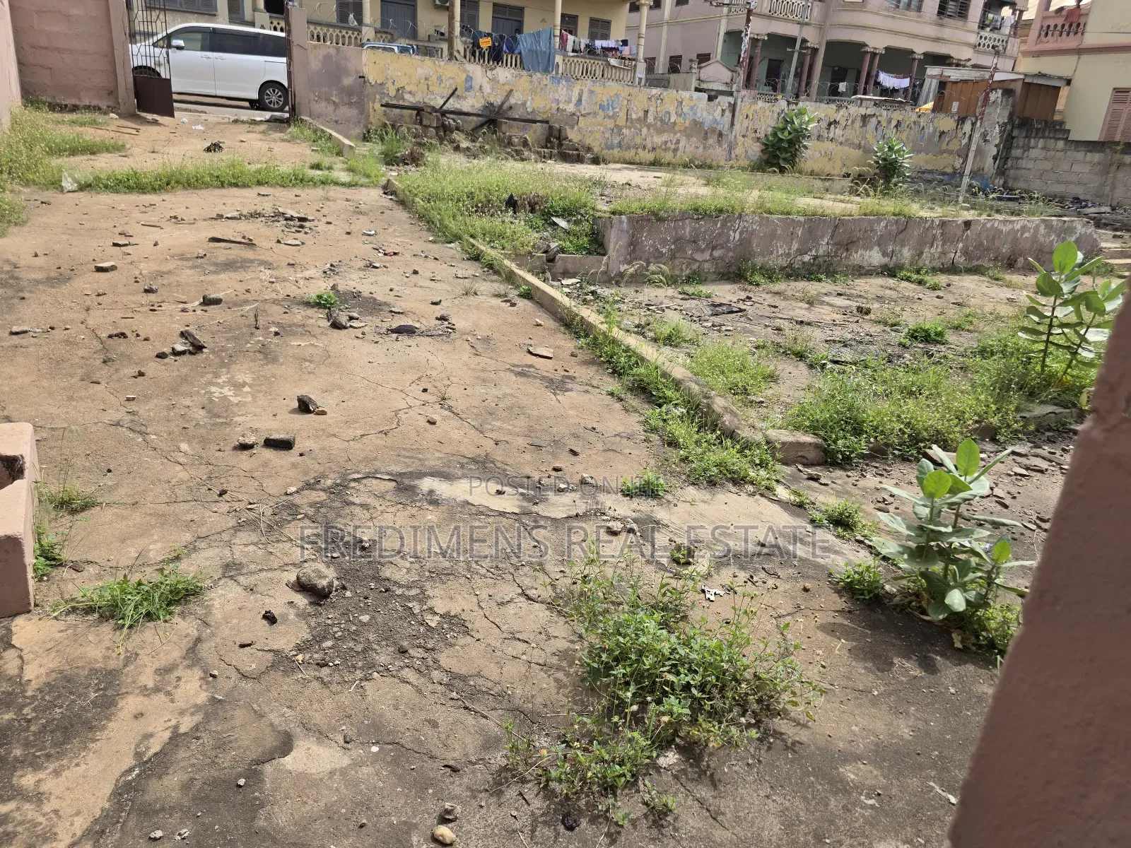 5bdrm House in Fredimens Real, Kumasi Metropolitan for sale