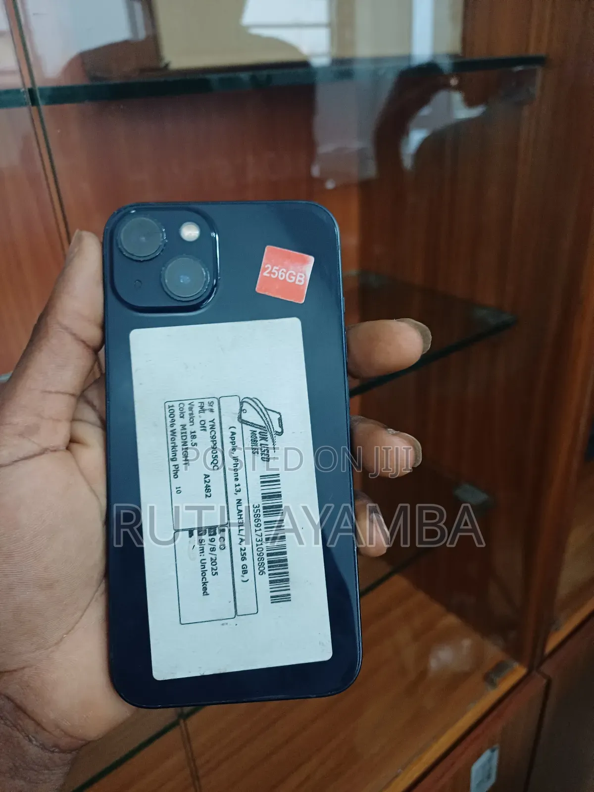 Apple iPhone 13 256 GB Gray