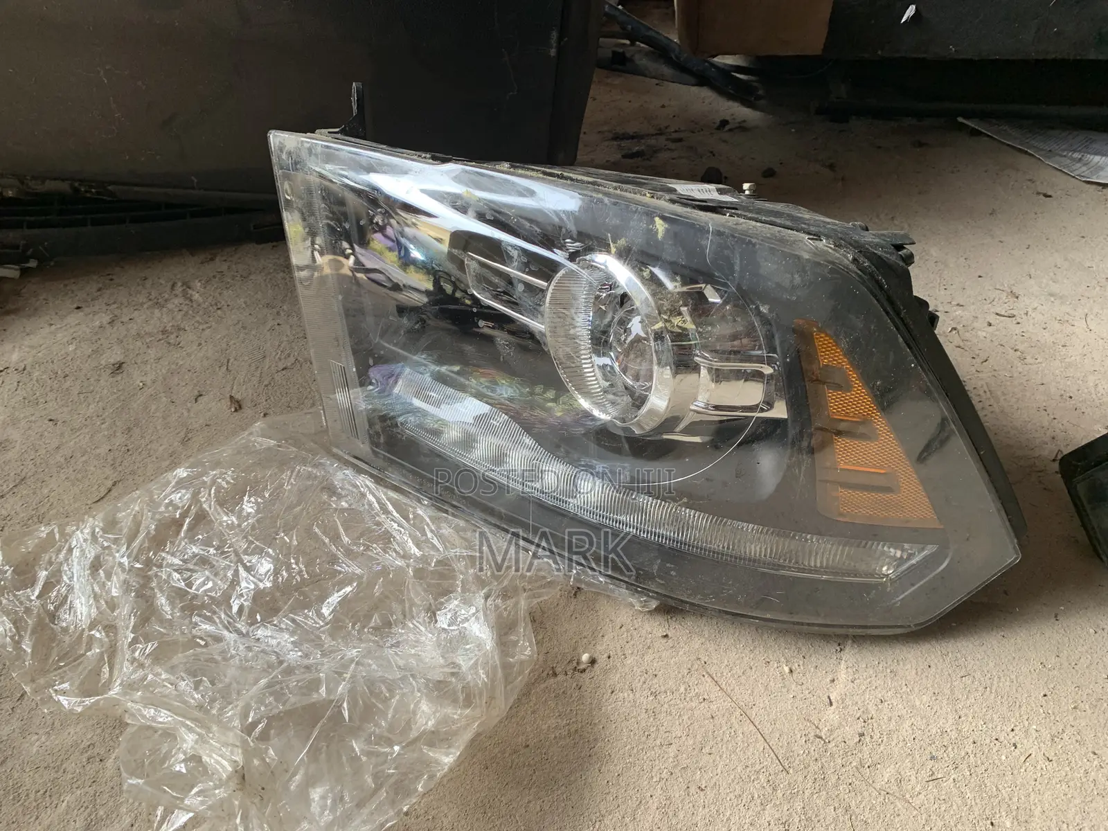 Dodge Ram Headlight Pair 2013-2018