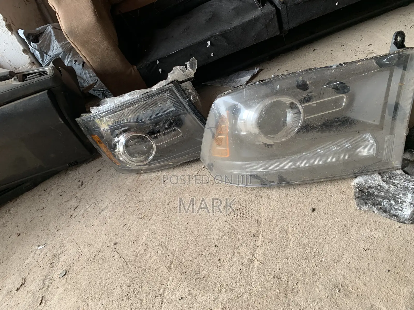 Dodge Ram Headlight Pair 2013-2018