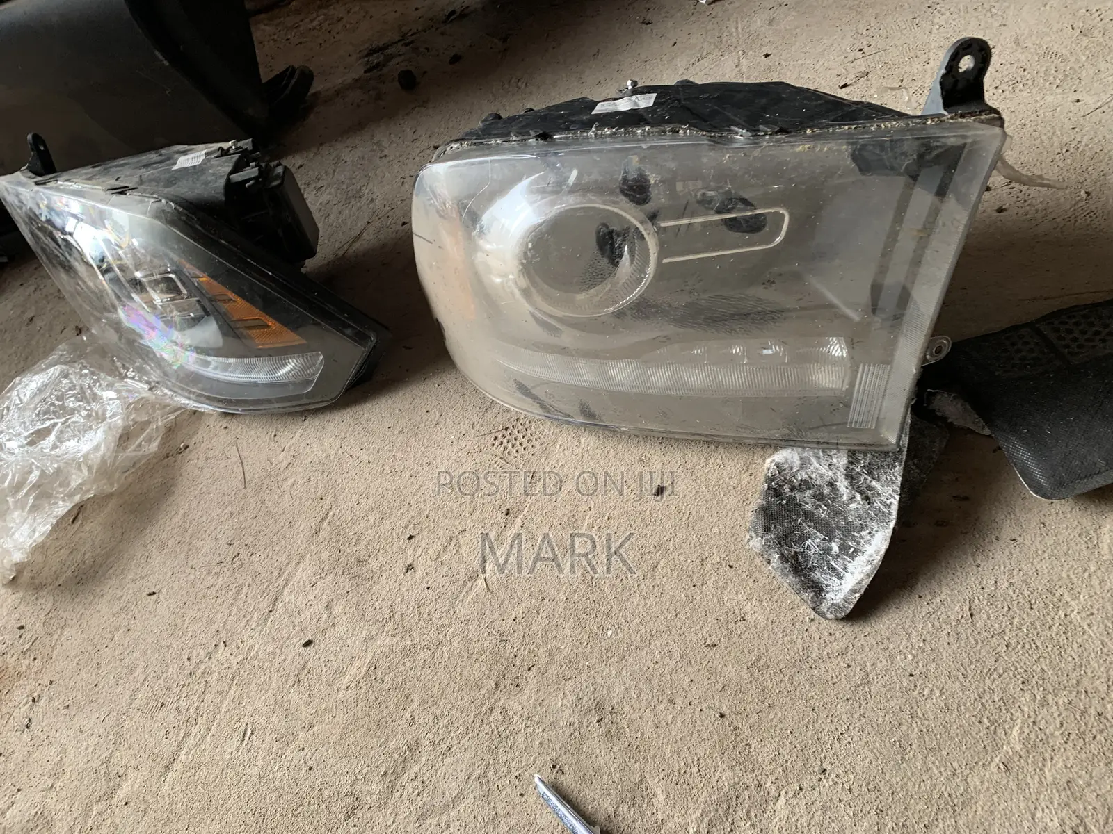 Dodge Ram Headlight Pair 2013-2018