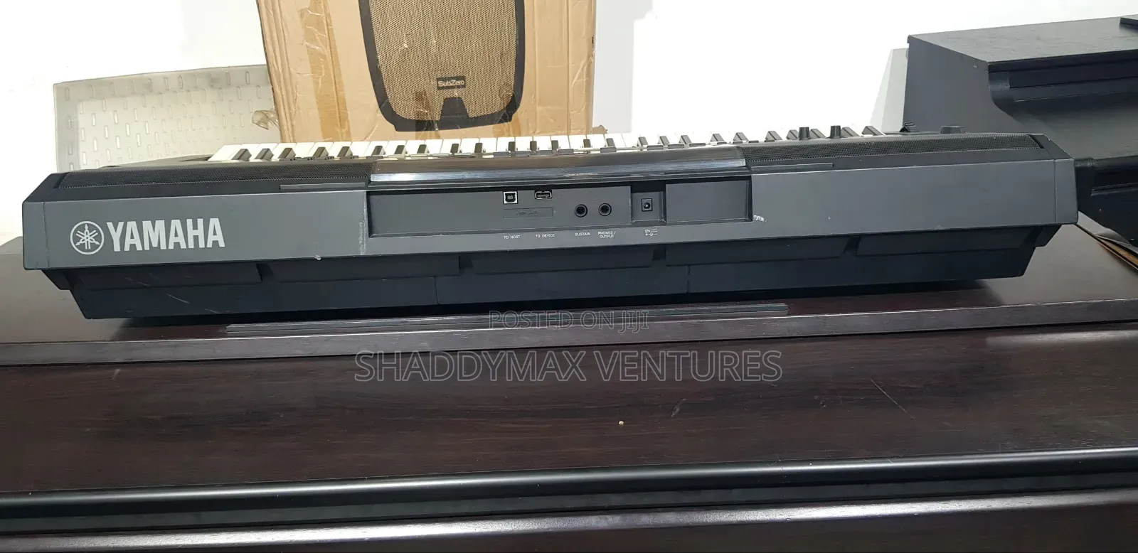 Yamaha PSR E433 Keyboard