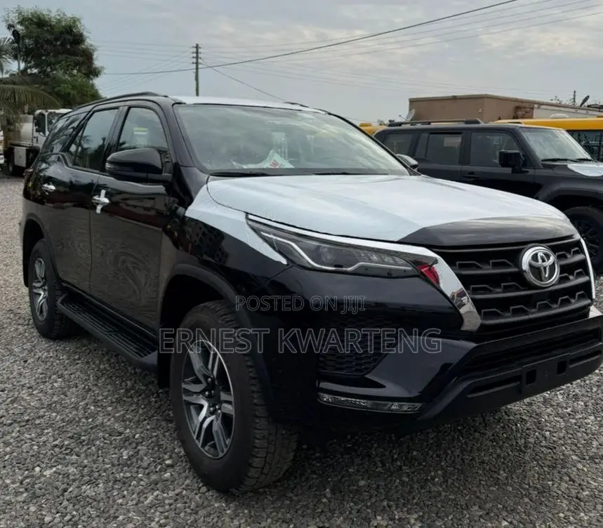 New Toyota Fortuner 2025 Gray