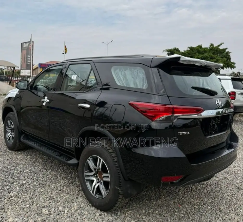 New Toyota Fortuner 2025 Gray