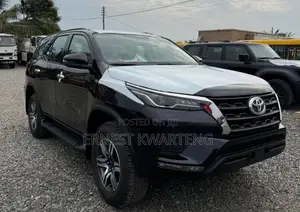 New Toyota Fortuner 2025 Black