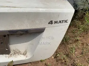 C300 Boot Trunk Lid